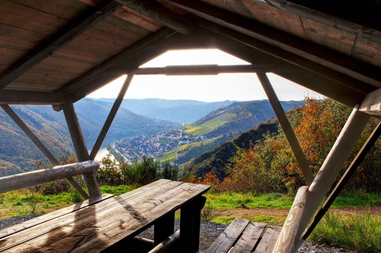 Ferienwohnung am Fluß Klotten Exterior foto