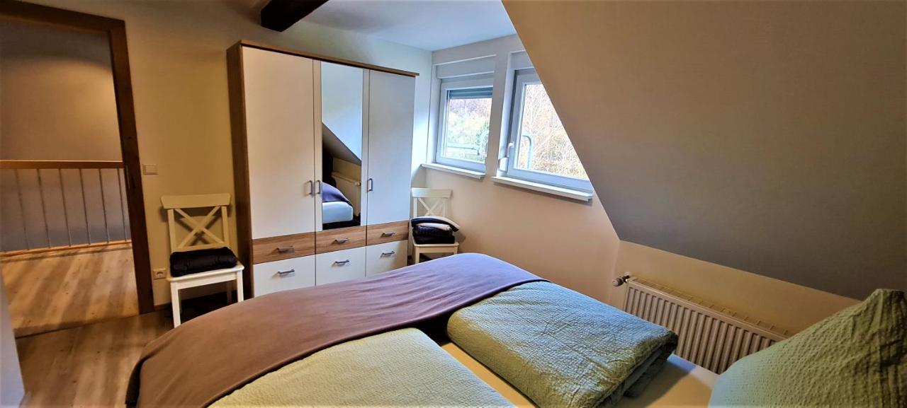Ferienwohnung am Fluß Klotten Exterior foto