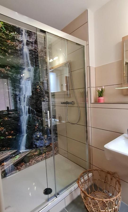 Ferienwohnung am Fluß Klotten Exterior foto