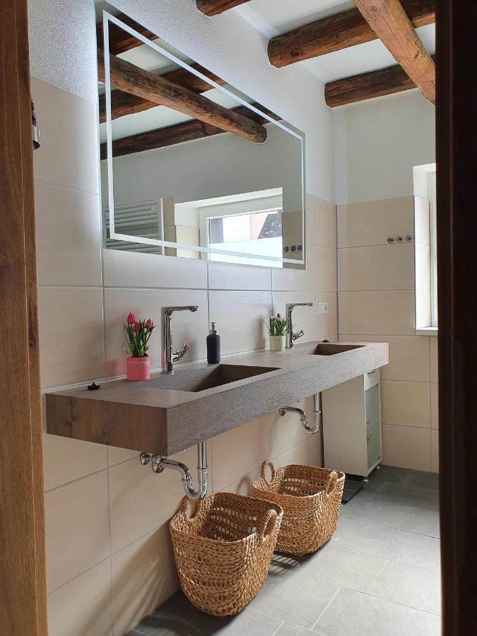 Ferienwohnung am Fluß Klotten Exterior foto