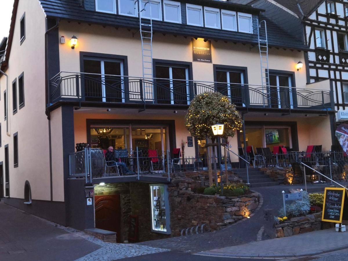 Ferienwohnung am Fluß Klotten Exterior foto